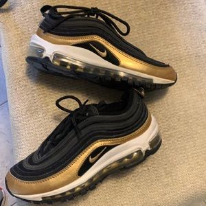 Black & gold 95s Nike